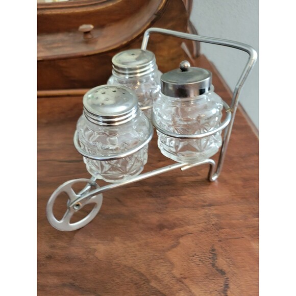 Old Salt And Pepper Shakers With Metal Wheelbarrow Holder - Picture 3 of 4